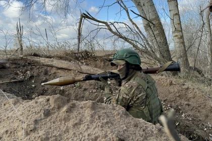 Единовременную выплату бойцам СВО в Ростовской области увеличили с 200 тысяч рублей до 500 тысяч.
